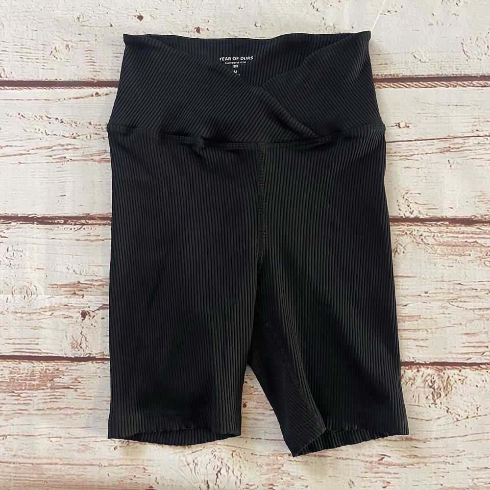 Year of Ours Athleisure V Waist Ribbed Textured Biker Shorts Medium Made In USA